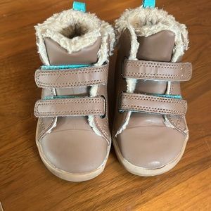 Ten Little Furry High Top in Chesnut Brown (Size 6)